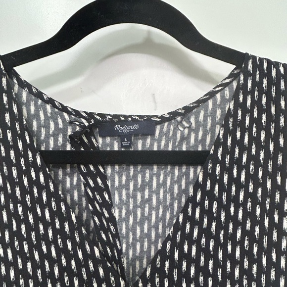 Madewell multi pattern short romper with open back, size L. - Picture 3 of 8